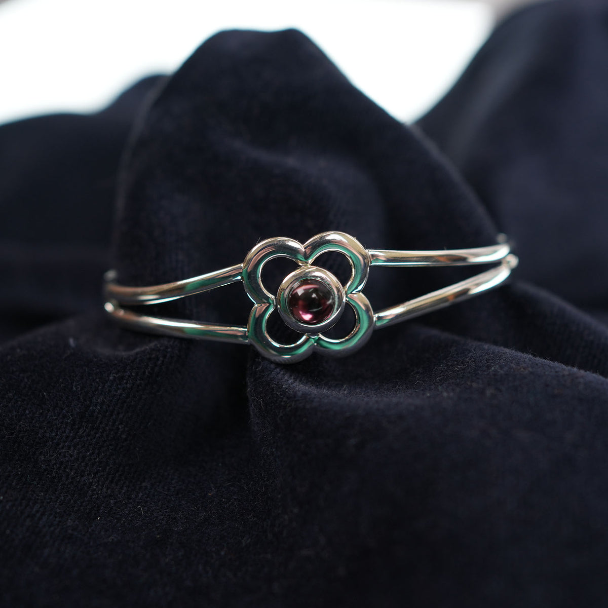 Art Pewter Birthstone Bangle - Silver Plated Pewter - Made in Scotland - February (Amethyst)