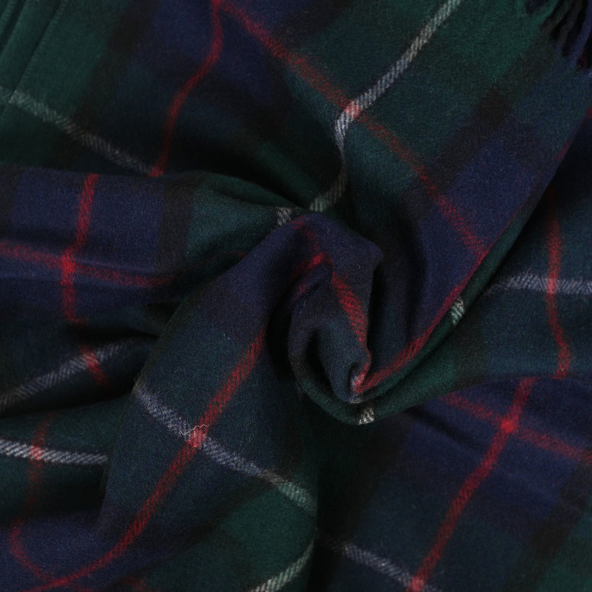 Scottish Tartan Wool-Blend Blanket Throw – Highland Comfort - Highland Wool Blend Tartan Blanket Throw - MACKENZIE