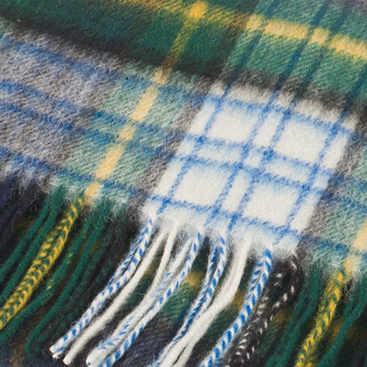 Lambswool Scottish Tartan Clan Scarf Gordon Dress
