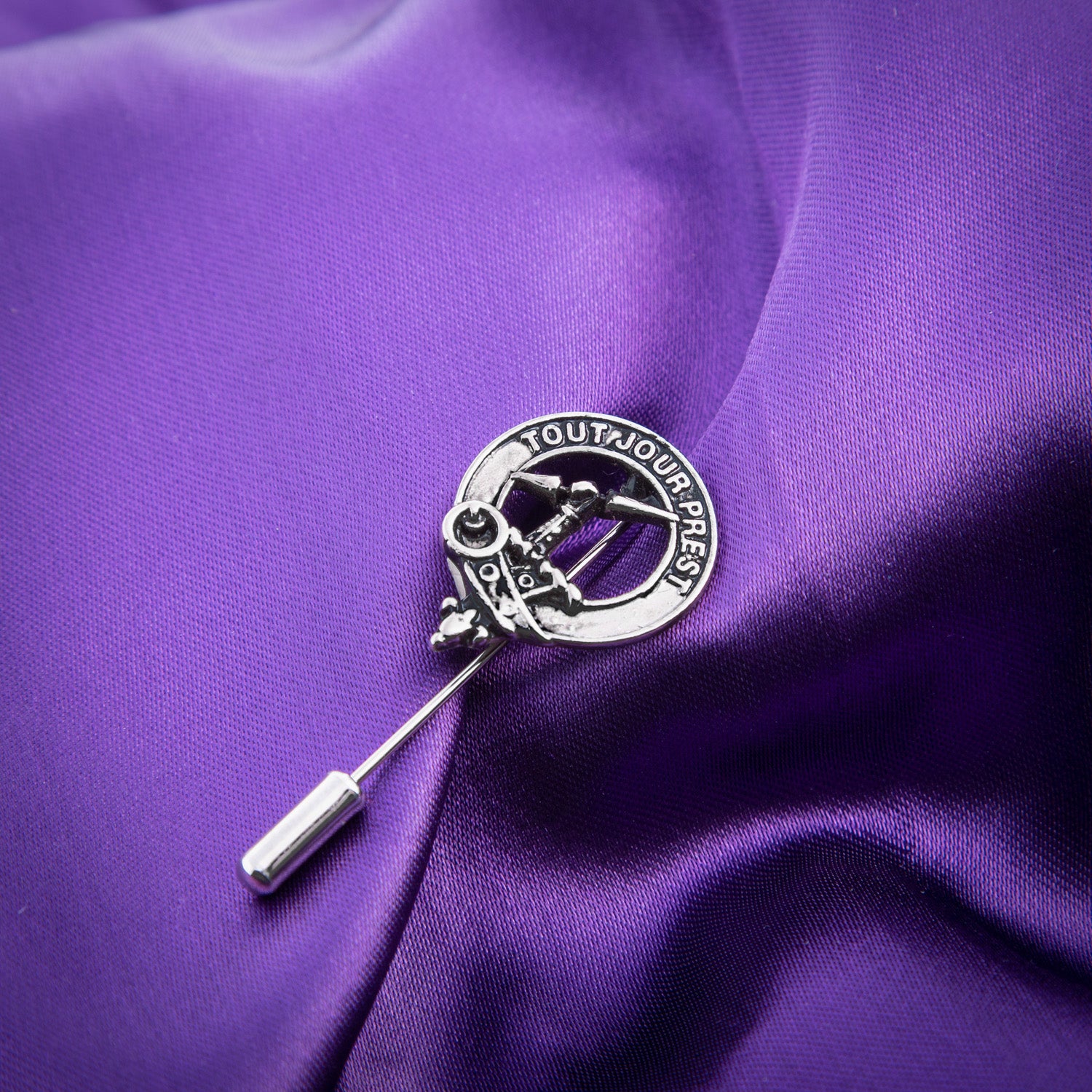 Clan Lapel Pin Carmichael