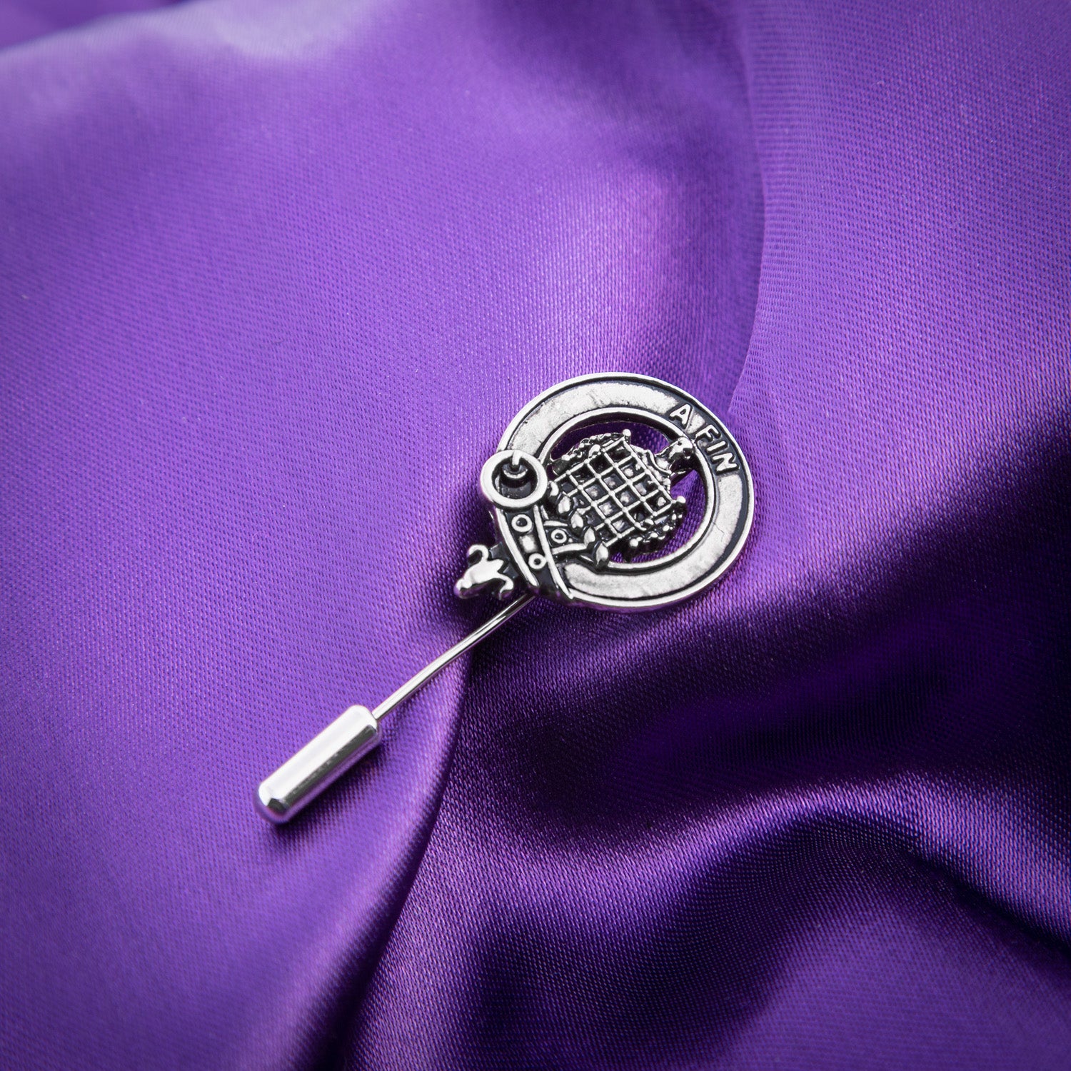 Clan Lapel Pin Ogilvie