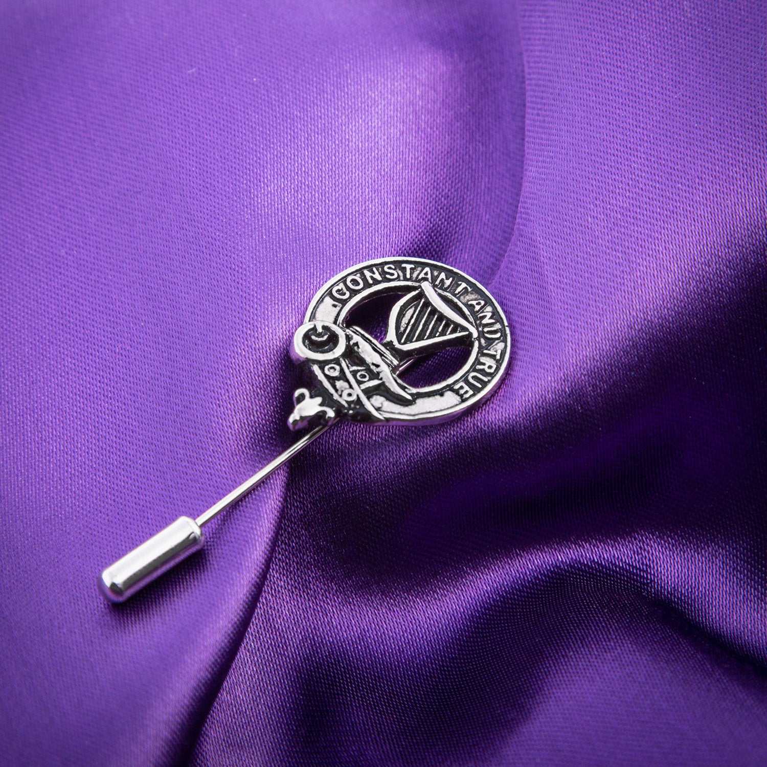 Clan Lapel Pin Rose