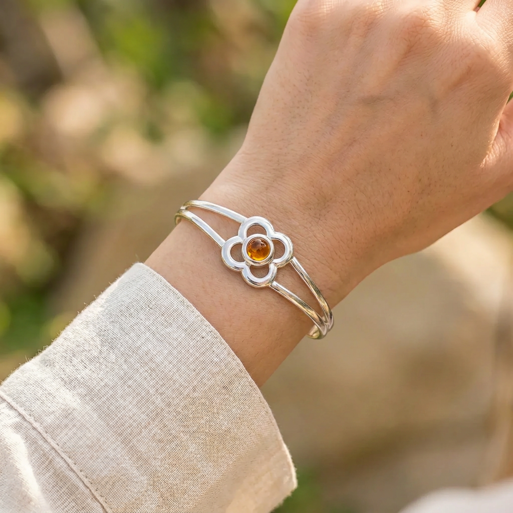 Art Pewter Birthstone Bangle - Silver Plated Pewter - Made in Scotland - November (Topaz)