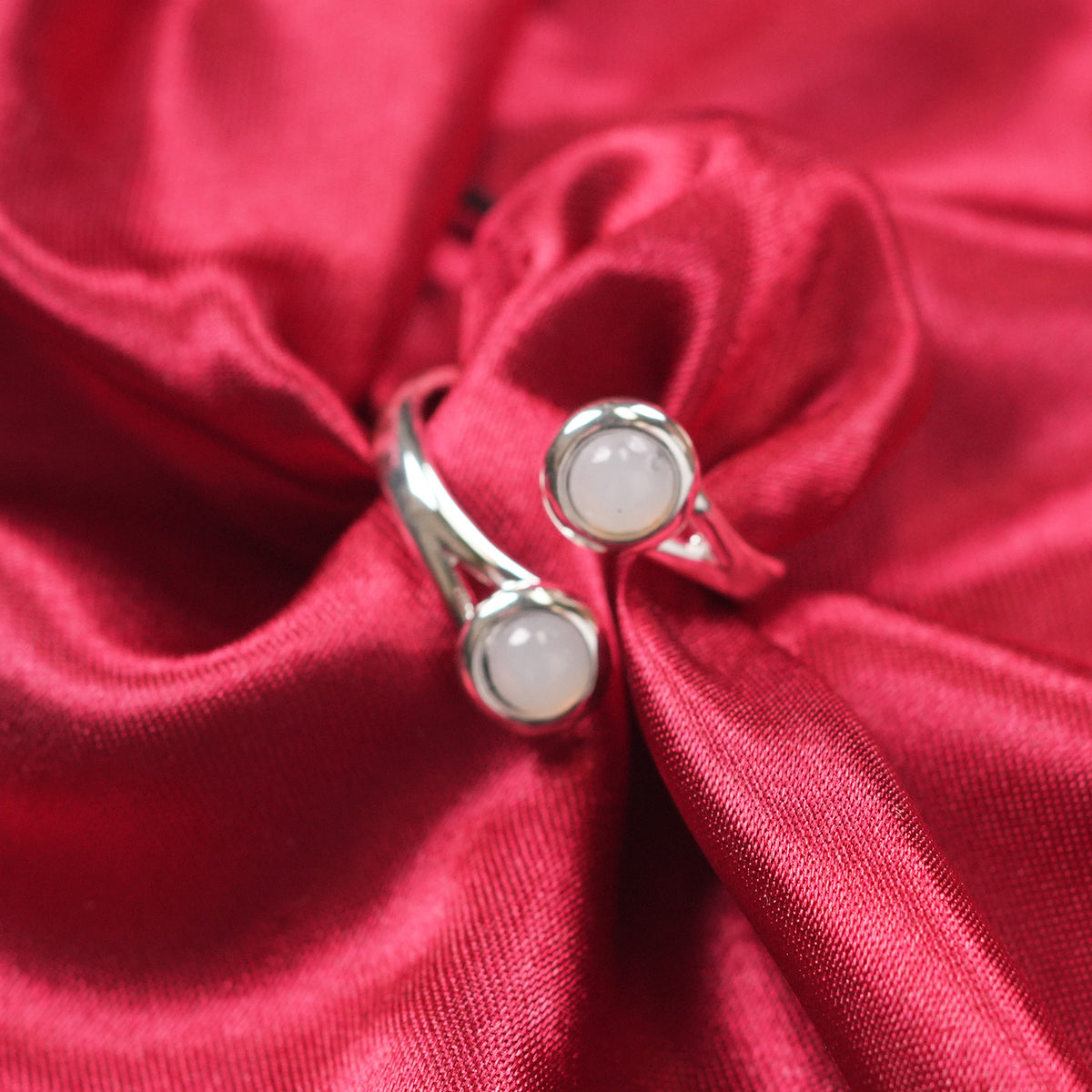Art Pewter Celtic Birthstone Ring - Silver Plated Pewter - Made in Scotland - October (Opal)