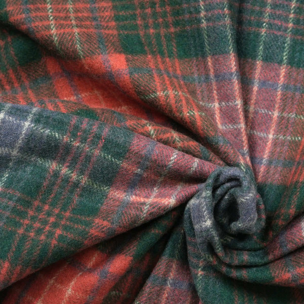 Scottish Tartan Wool-Blend Blanket Throw – Highland Comfort - WILSON ANCIENT