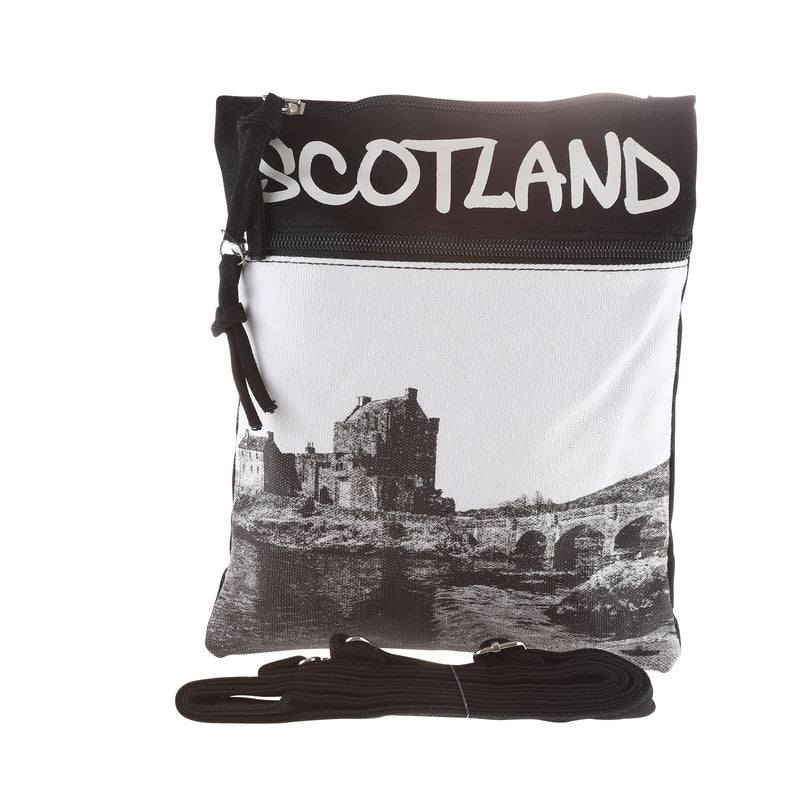 Oliver Bag Eilean Donan Castle Scotland