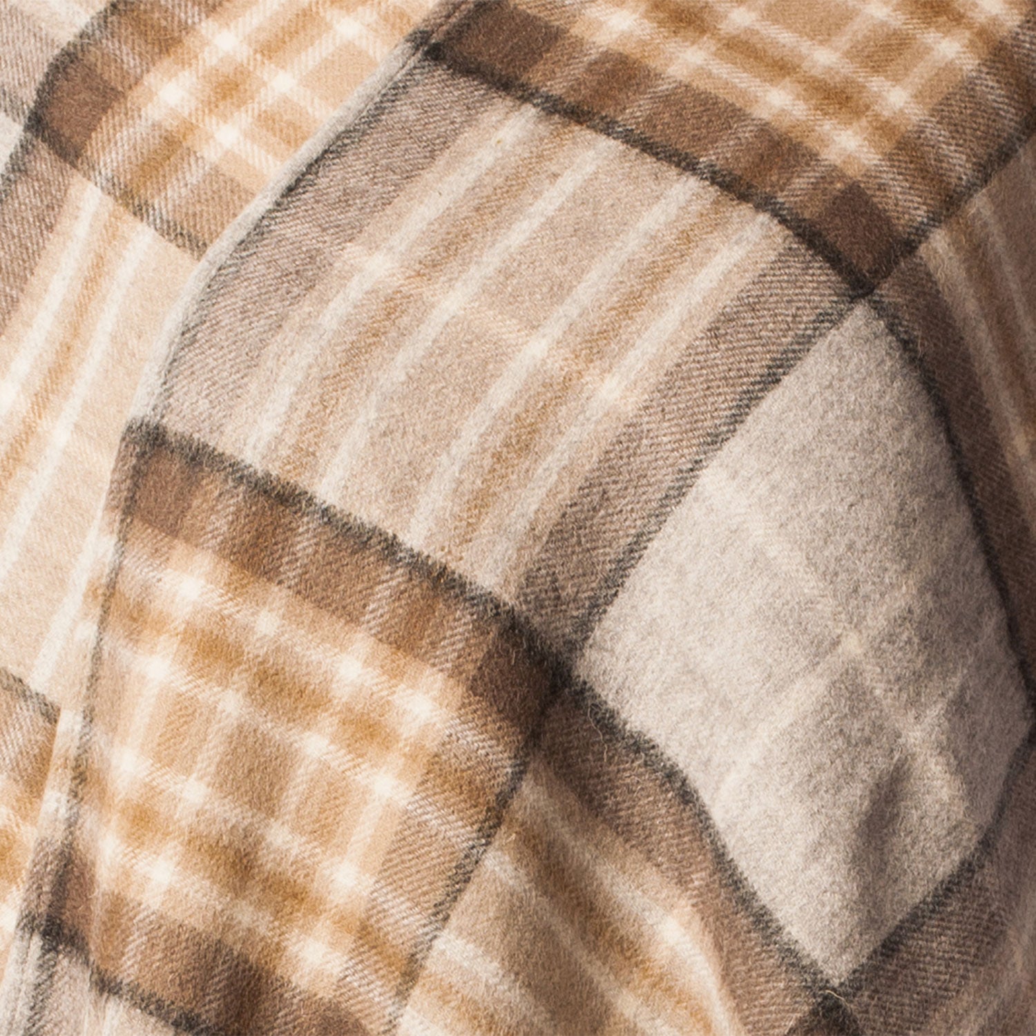 Edinburgh Lambswool Long Tartan Cape Mackellar Natural