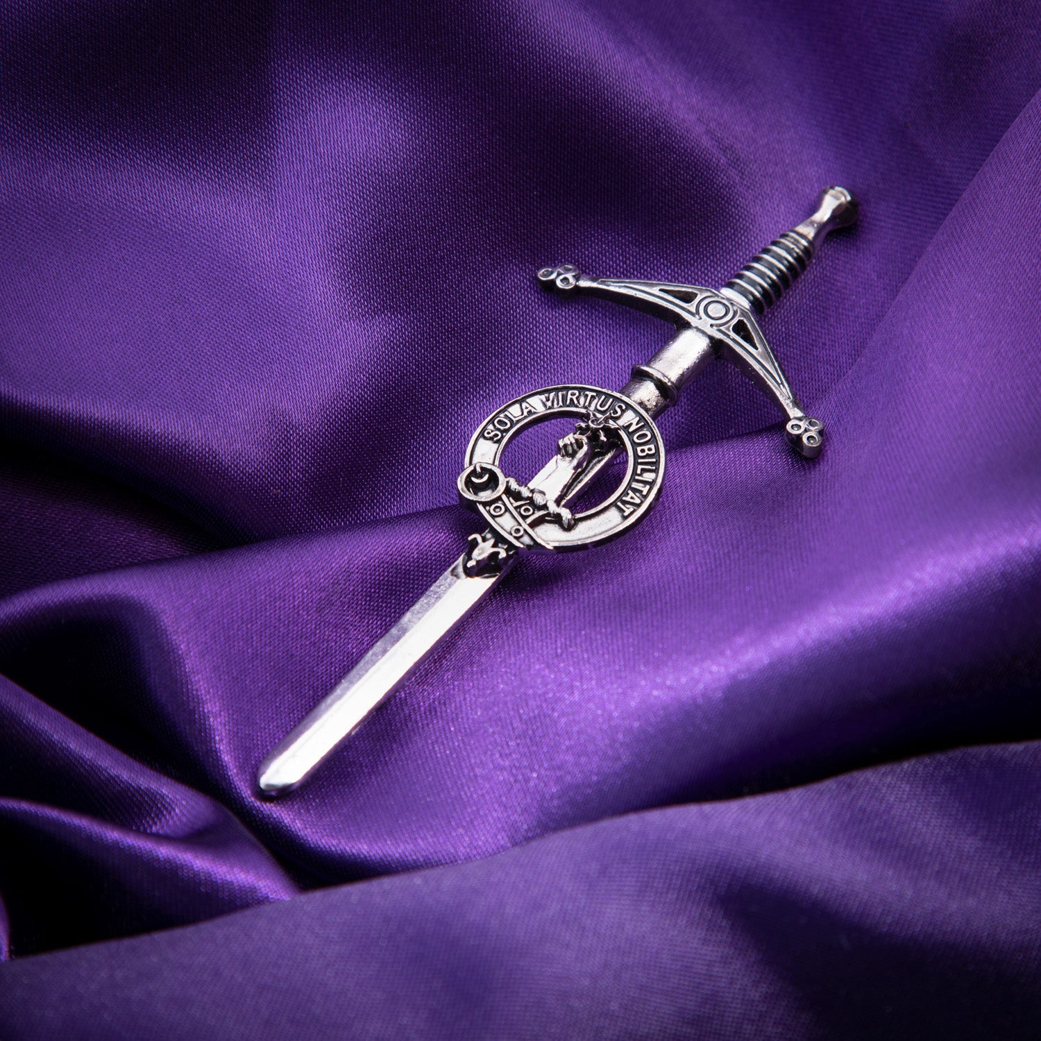 Clan Kilt Pin Henderson